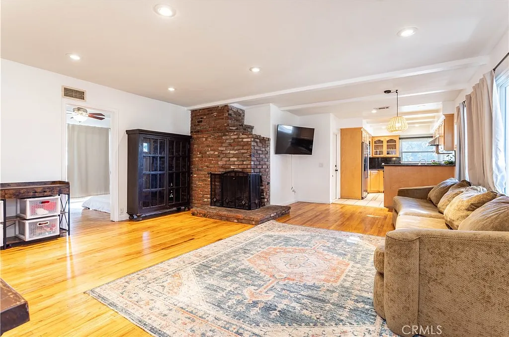Los Angeles CA Real Estate & Homes For Sale image